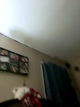 Snapshot of Lilbig_24 chatting on October 3, 4:03 am Lilbig 24 online show from October 3, 4:03 am