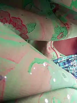 Snapshot of aunty_sumy chatting on November 22, 3:27 am aunty sumy online show from November 22, 3:27 am