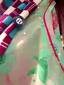 Snapshot of aunty_sumy chatting on November 30, 5:41 am aunty sumy online show from November 30, 5:41 am