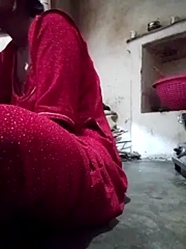 Snapshot of aunty_sumy chatting on December 15, 6:19 am aunty sumy online show from December 15, 6:19 am