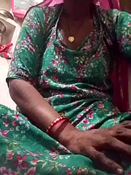 Snapshot of aunty_sumy chatting on October 25, 1:38 am aunty sumy online show from October 25, 1:38 am