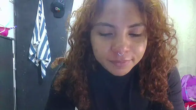 Snapshot of VioletV chatting on July 28, 1:46 am VioletV online show from July 28, 1:46 am