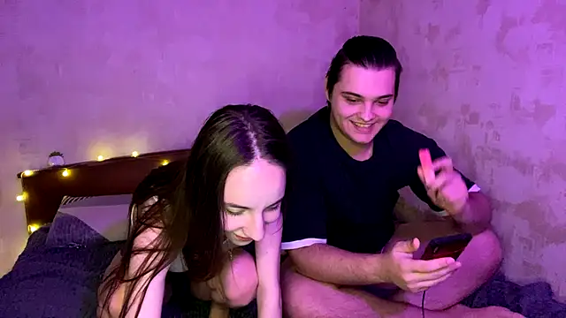 lailarays online show from November 7, 4:11 pm