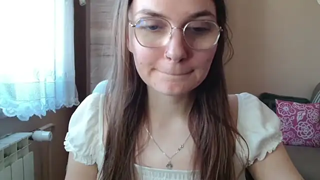 LooveELLYx online show from March 4, 11:08 am