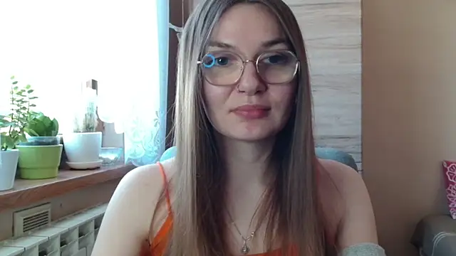 LooveELLYx online show from March 9, 7:34 am