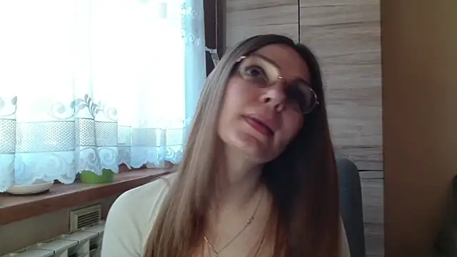 LooveELLYx online show from November 7, 7:46 am