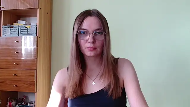 LooveELLYx online show from September 24, 2:23 pm