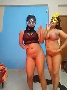 Snapshot of Sexy_dolls chatting on February 7, 1:52 pm Sexy dolls online show from February 7, 1:52 pm