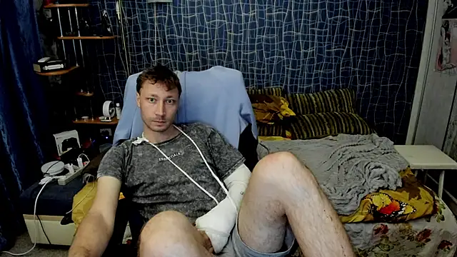 CuteBoy228 online show from June 3, 6:23 pm