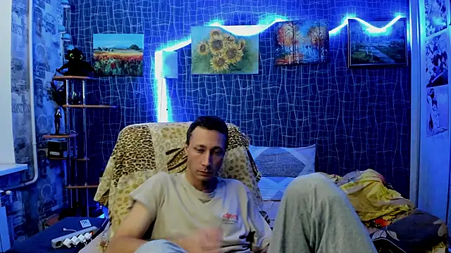 CuteBoy228 online show from November 24, 7:14 pm