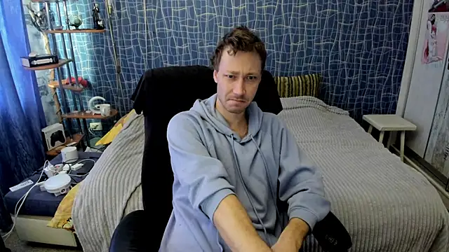 CuteBoy228 online show from April 13, 9:02 am