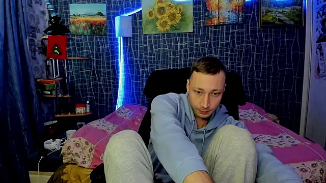 CuteBoy228 online show from January 7, 1:27 pm