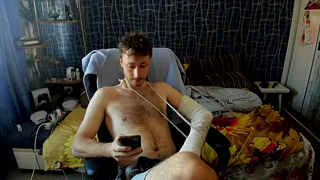 CuteBoy228 online show from June 14, 2:07 pm