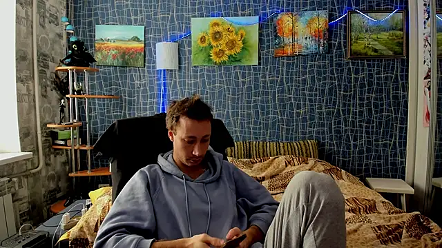 CuteBoy228 online show from December 22, 8:47 am