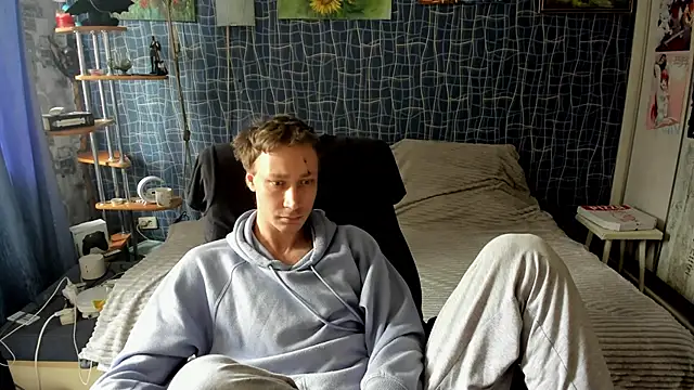 CuteBoy228 online show from April 21, 10:11 am