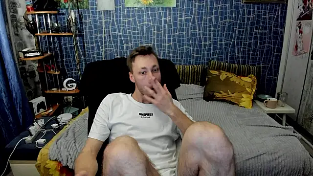 CuteBoy228 online show from March 18, 6:31 pm