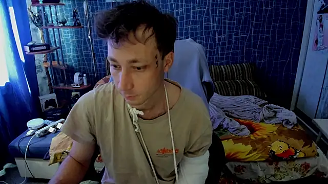 CuteBoy228 online show from June 1, 6:57 am