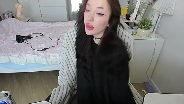 saadnesstyan online show from September 20, 5:01 am