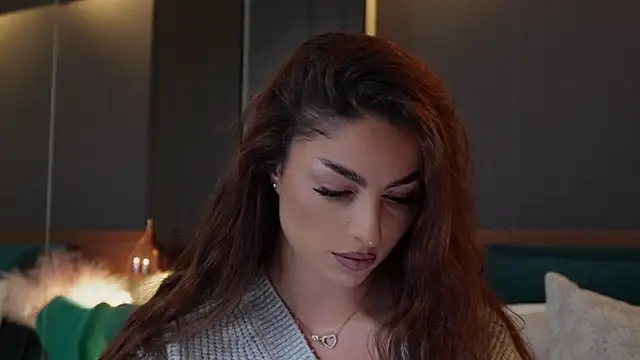 Snapshot of EmilyTrix chatting on November 3, 3:15 pm EmilyTrix online show from November 3, 3:15 pm