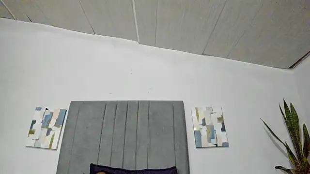 Sophia Ebony online show from February 12, 12:05 pm