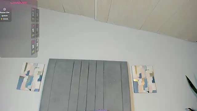 Sophia Ebony online show from November 14, 1:15 pm