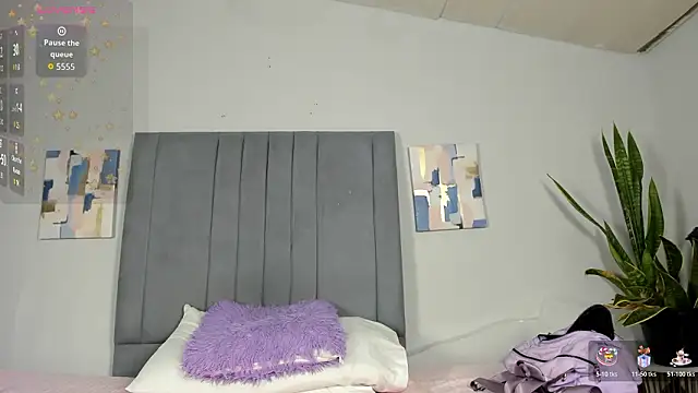 Sophia Ebony online show from March 13, 12:10 pm