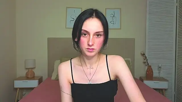 Snapshot of Little_moly999 chatting on October 11, 9:16 pm Little moly999 online show from October 11, 9:16 pm