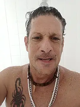 Snapshot of redonfire chatting on January 15, 1:36 pm redonfire online show from January 15, 1:36 pm