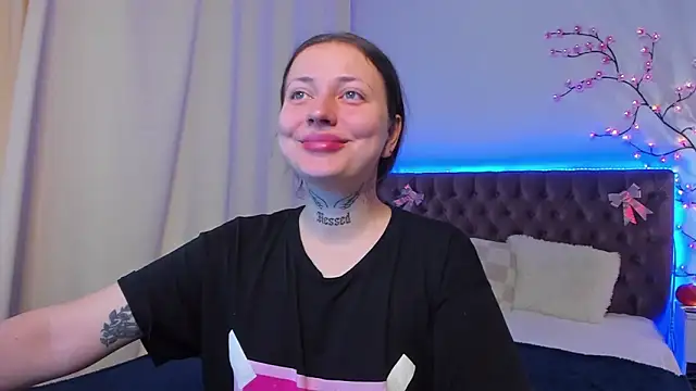 LilaVame online show from November 10, 6:29 am