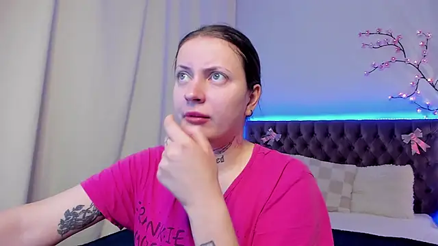 LilaVame online show from November 7, 8:57 pm