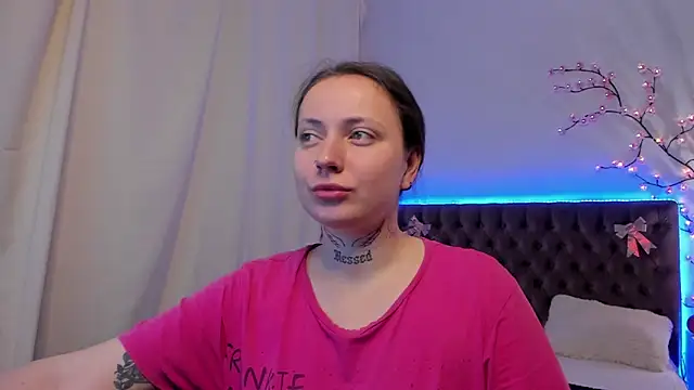 LilaVame online show from November 19, 8:53 pm