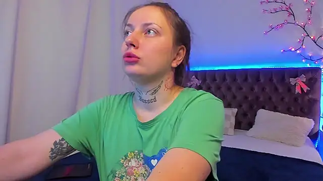 LilaVame online show from October 21, 7:57 pm