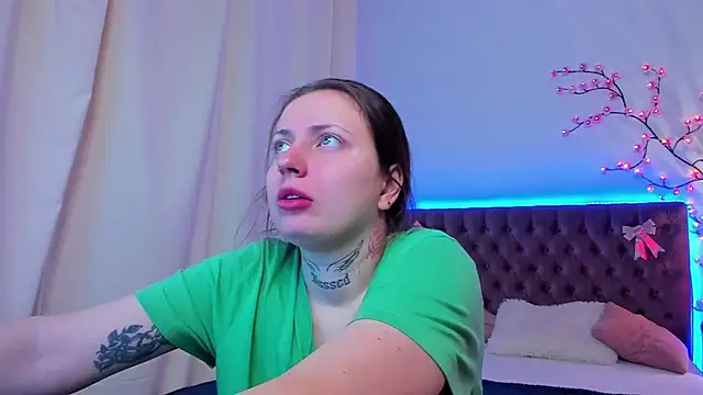 LilaVame online show from November 28, 8:42 pm