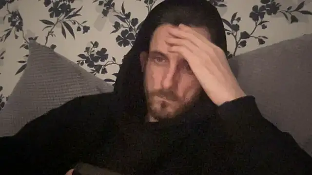 Snapshot of Big8inchUncutCock chatting on April 3, 8:15 pm Big8inchUncutCock online show from April 3, 8:15 pm