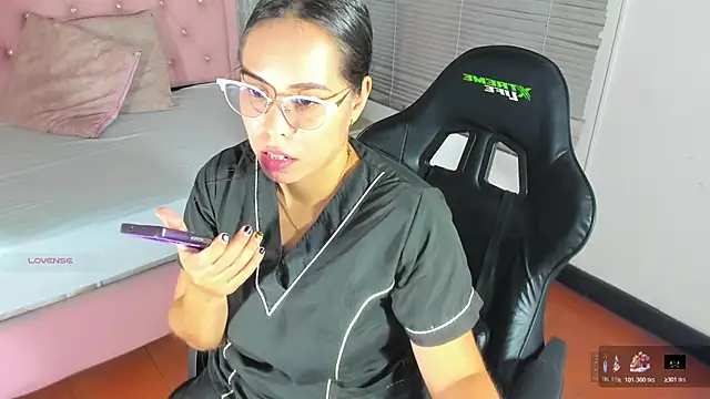 lissa jhonsoon online show from November 21, 3:05 am