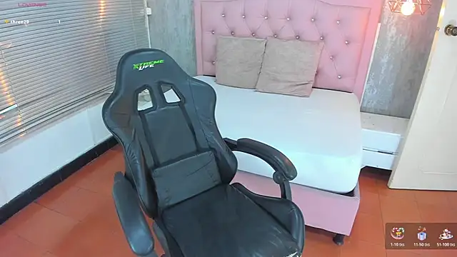 lissa jhonsoon online show from November 7, 3:11 am