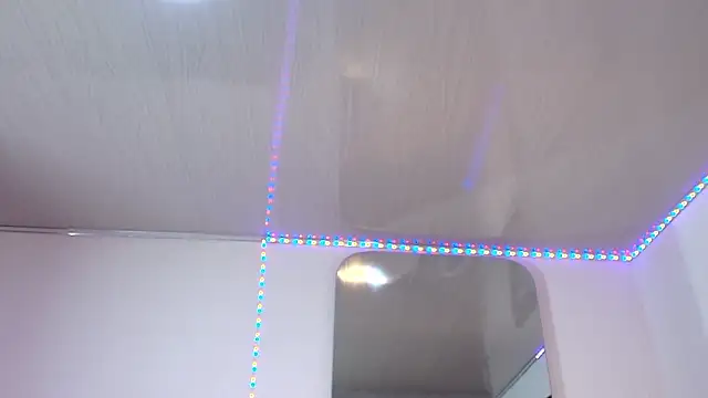 GraceWallace  online show from February 1, 2:10 am