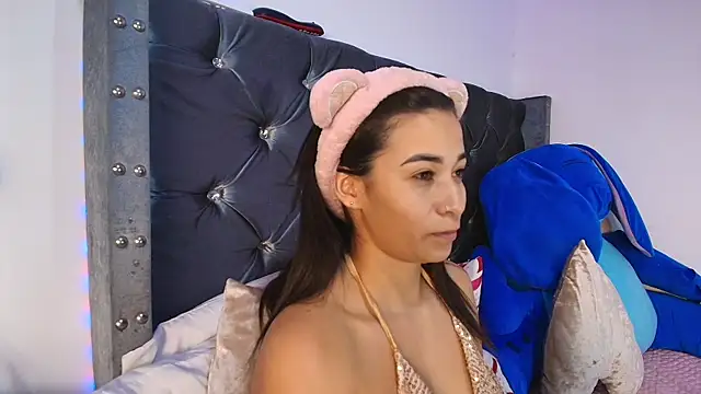 Snapshot of GraceWallace_ chatting on October 26, 8:20 pm GraceWallace online show from October 26, 8:20 pm