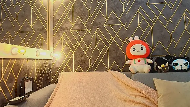 LexieBloom online show from September 23, 4:41 am