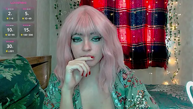 MagicPink online show from February 12, 10:04 am