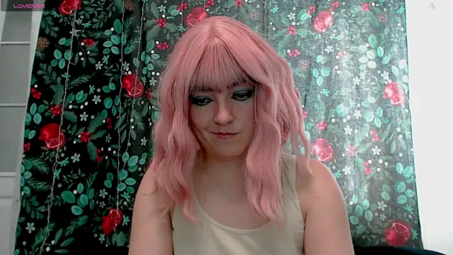 MagicPink online show from May 12, 1:06 pm