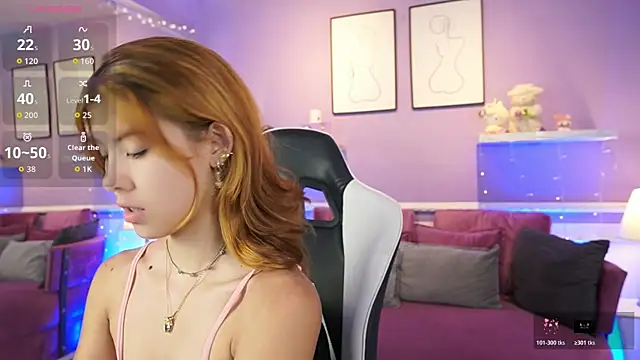 DahliaGrey online show from April 14, 11:37 am