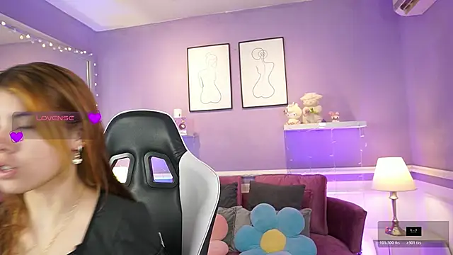 DahliaGrey online show from April 22, 11:39 am