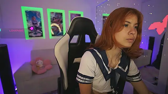 DahliaGrey online show from May 5, 11:35 am