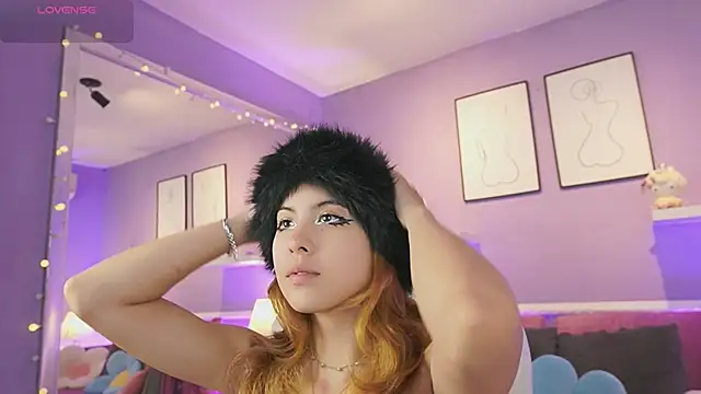 DahliaGrey online show from March 25, 11:42 am