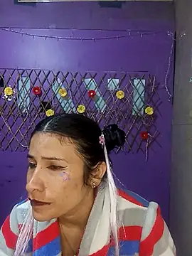 Snapshot of karinnahotdirty chatting on September 24, 10:38 pm karinnahotdirty online show from September 24, 10:38 pm