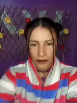 Snapshot of karinnahotdirty chatting on September 18, 8:34 pm karinnahotdirty online show from September 18, 8:34 pm