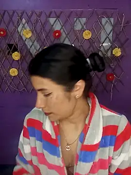 Snapshot of karinnahotdirty chatting on September 20, 9:20 pm karinnahotdirty online show from September 20, 9:20 pm