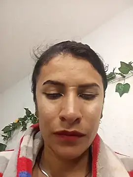 karinnahotdirty online show from February 26, 9:48 pm