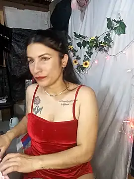 karinnahotdirty online show from March 21, 9:08 pm